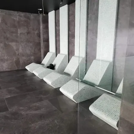Villa6 Szklarska Poreba- Budynek Glowny -widok Na Gory-duze Tarasy Апартаменти