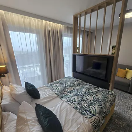 Villa6 Szklarska Poreba- Budynek Glowny -widok Na Gory-duze Tarasy Апартаменти