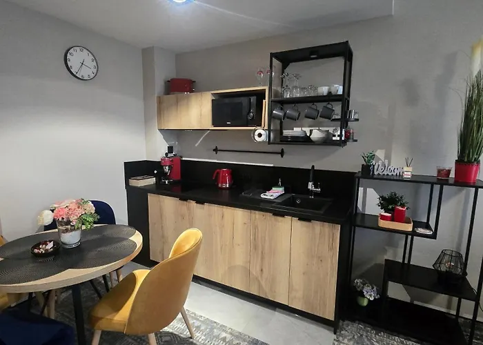 Villa6 Szklarska Poreba- Budynek Glowny -widok Na Gory-duze Tarasy *